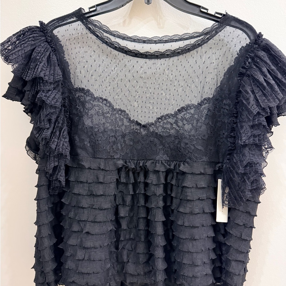 ANTHROPOLOGY nOir Jewelry Black Ruffle Lace Blouse